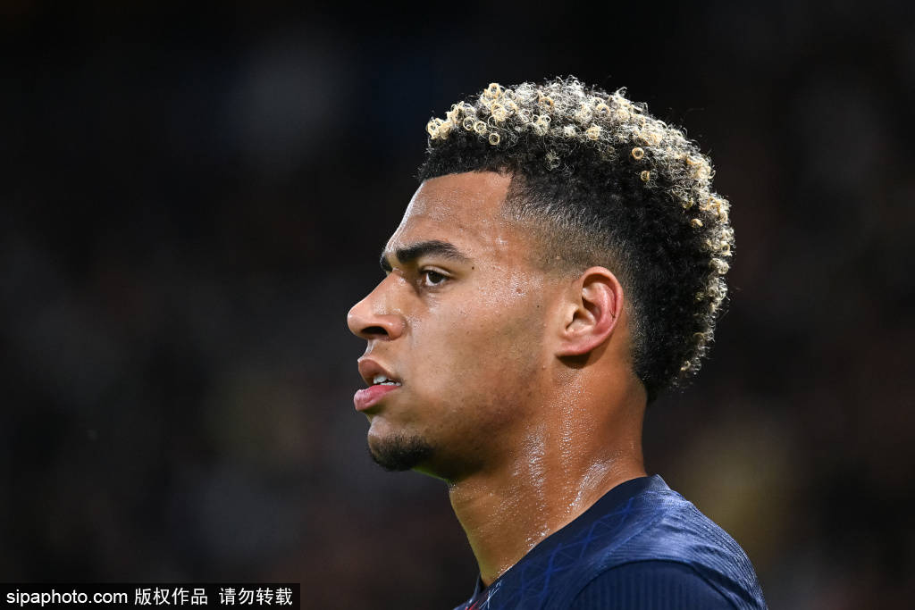 恩德里克法甲爆发引法国足坛“担忧”：皇马未来锋线布局生变？